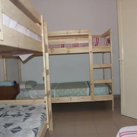 El Pirata Hostel